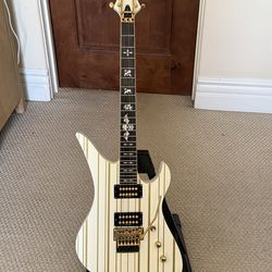 Schecter Synyster Gates Standard 2012-2017 White & Gold