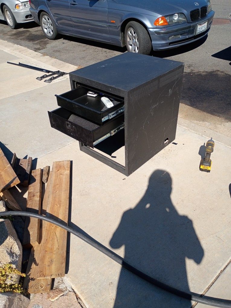 SERVER Cabinets  And Misk parts 