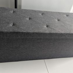 Storage. Ottoman 43'