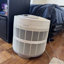 Honeywell True HEPA Air Purifier 50250-S