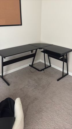 L shaped desk