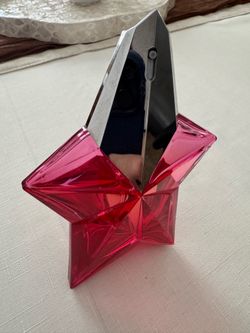 Mugler Angel Nova perfume