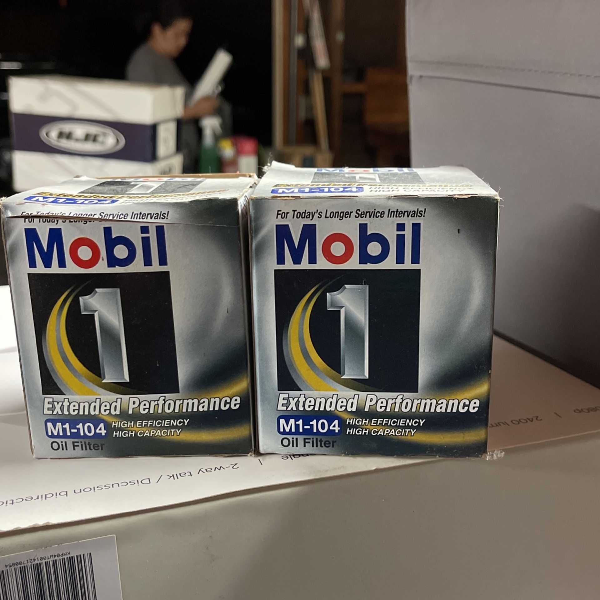 Mobil M1-104