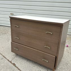 FREE - Mid Century Style Dresser - 3 Drawers
