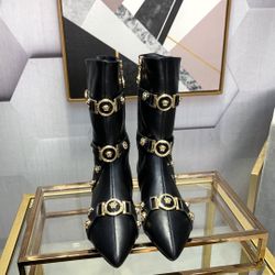 Versace Women’s Boots With Box New 