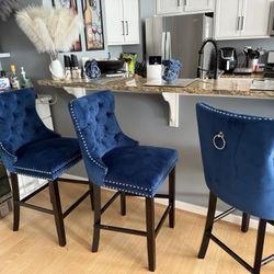 4 Blue Chairs