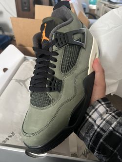 Undefeated/ Air Jordan 4 Retro 