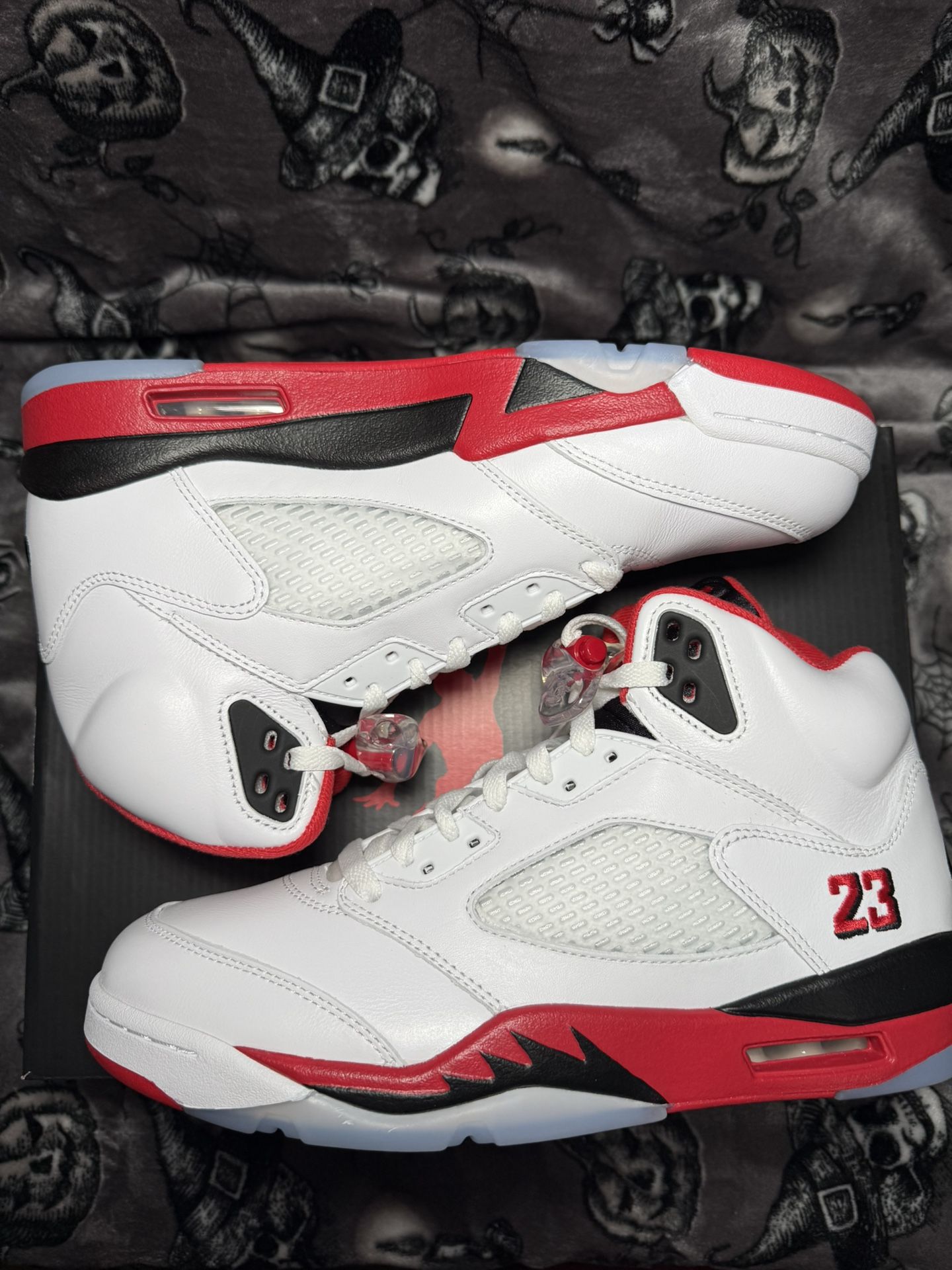Jordan 5s
