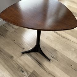 Round End Table