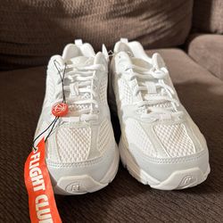 Triple white new balance 530