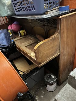 FREE Antique Upright Piano
