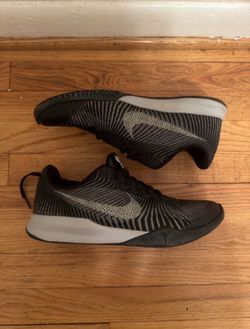 Used Size 10 - Nike KB Mentality 2 Black/White-Cool Grey- No Box