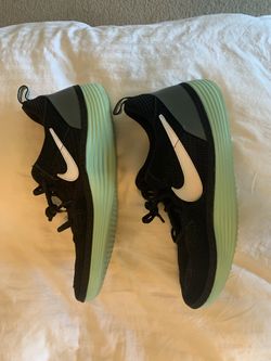 Mens Nike Shoes Size 11