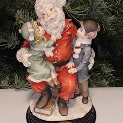 Florence Giuseppe Armani XMAS WISHES Santa With Children Figurine DAMAGED 1417C
