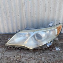 2012 2013 2014 Toyota Camry Left Driver LH Halogen Headlight 