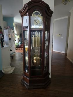 Bulova- Howard Miller LISKOV Floor Clock