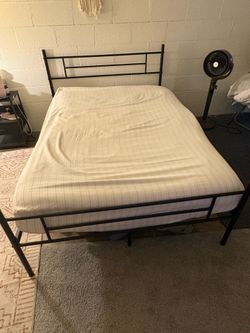 Full size bed