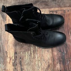 BOOTS ALDO MEN SIZE 9