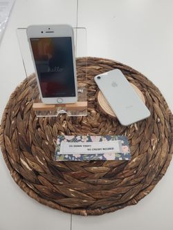 Unlocked iPhone 8 📱 – Compatible with All Carriers! Get Yours Today!