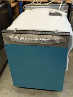 Frigidaire Stainless Steel Dishwasher - NEW
