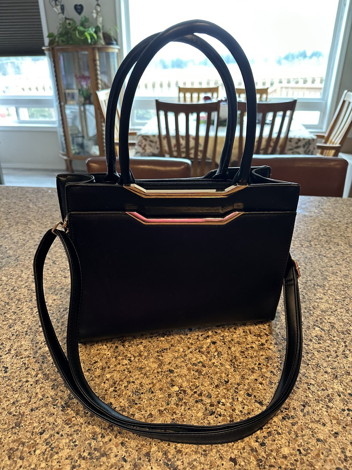 Black Leather Handbag- Like New