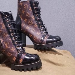 Louis Vuitton Ankle Heel Boots 