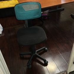 Office / Desk Chair 