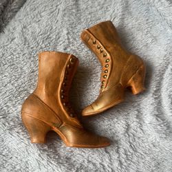 Vintage Victorian Boots Figurine