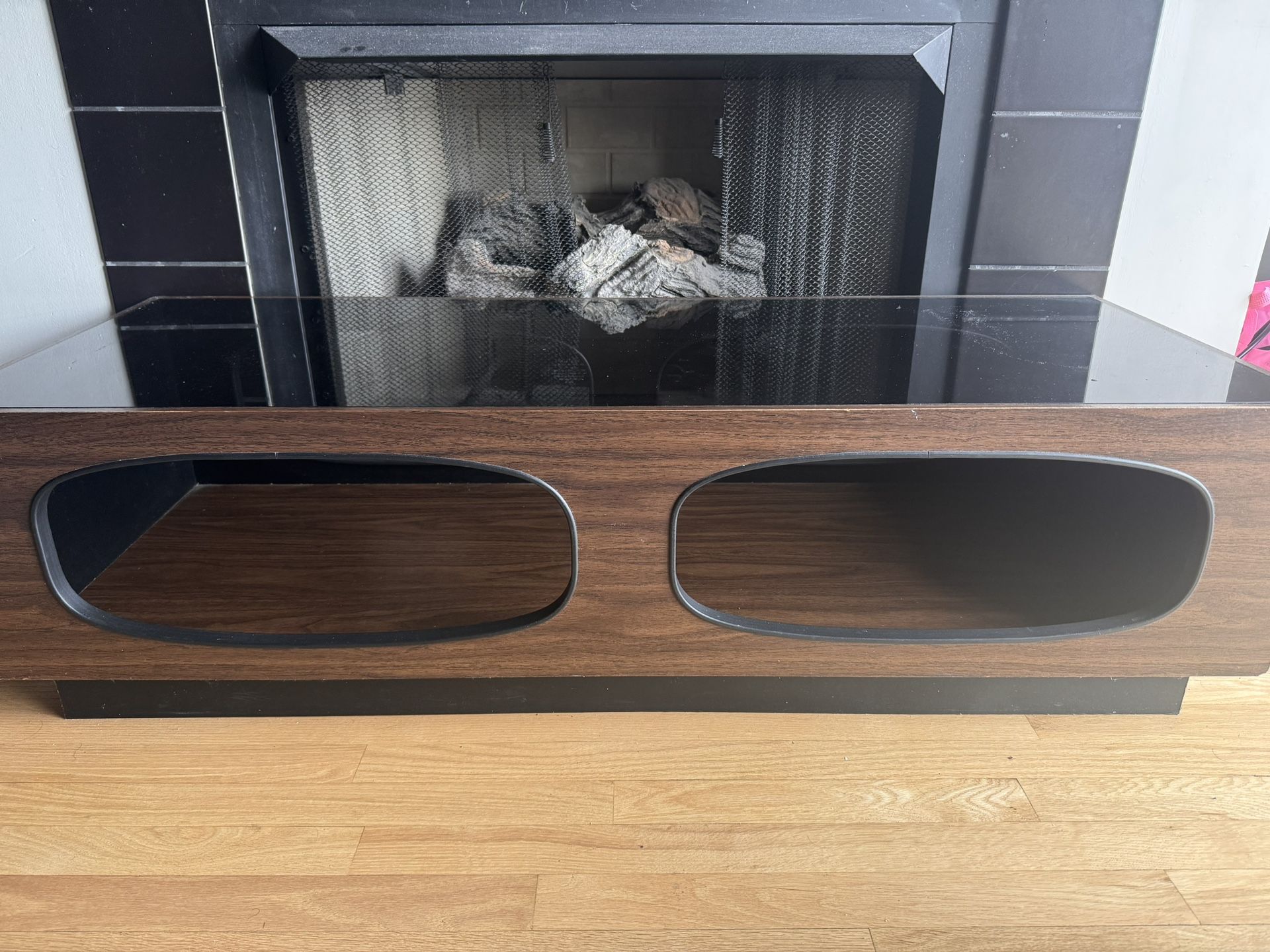 tv table