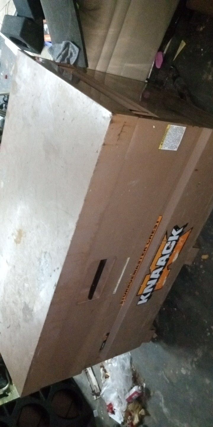 The Model 69 KNAACK STORAGEMASTER Piano Box