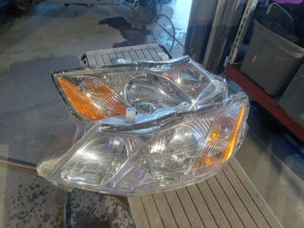 Headlights Toyota Avalon