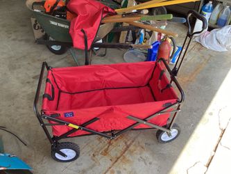 Mac soft side collapsible wagon