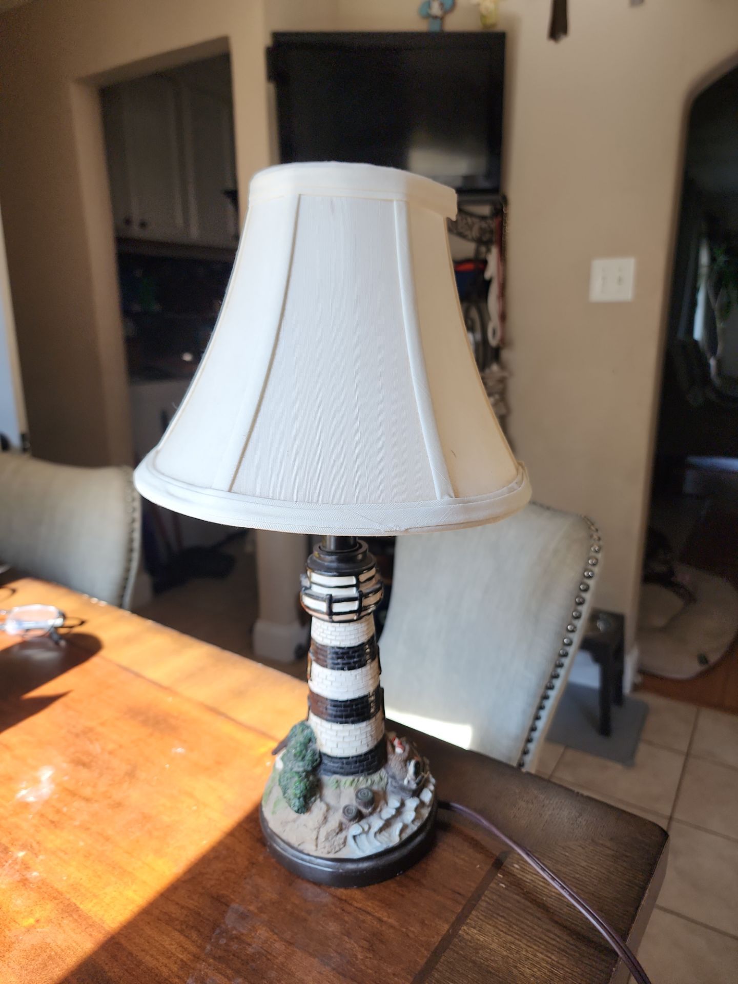 Desk lamp