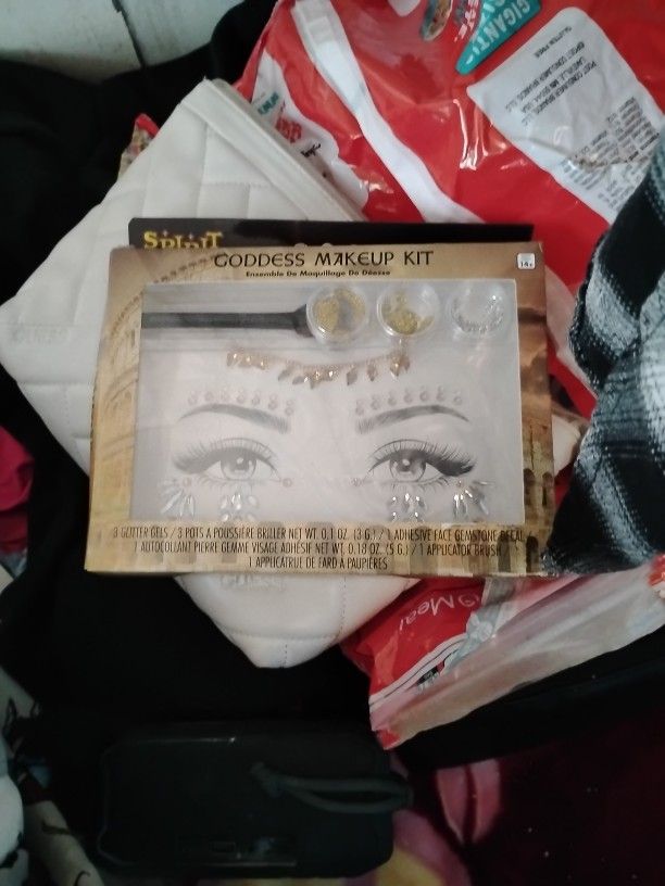 Goddess Makeup Kit