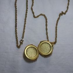 Shell Locket