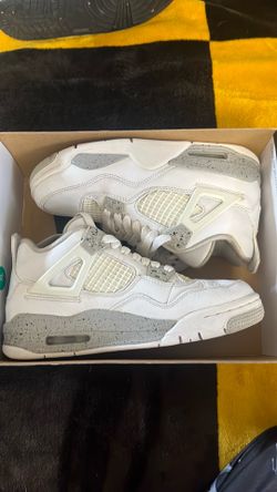 Jordan 4s Oreo