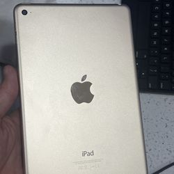 iPad Mini $150 Almost Brand New. No Scratches Perfect 
