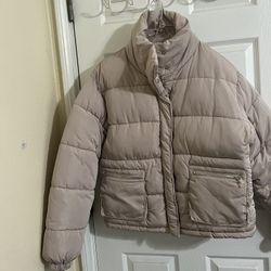 Forever 21 Premium Rosey Pink Croptop Puffer Jacket (LUXURIOUS)