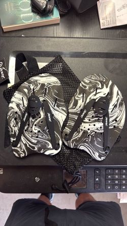 Brand New Zoot Swim Hand Paddles