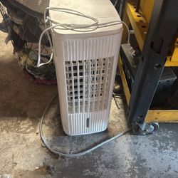 Air Conditioner / Swamp Cooler 