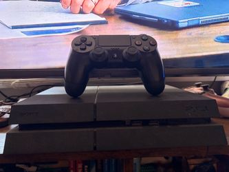 Sony PlayStation 4 Console with Controller