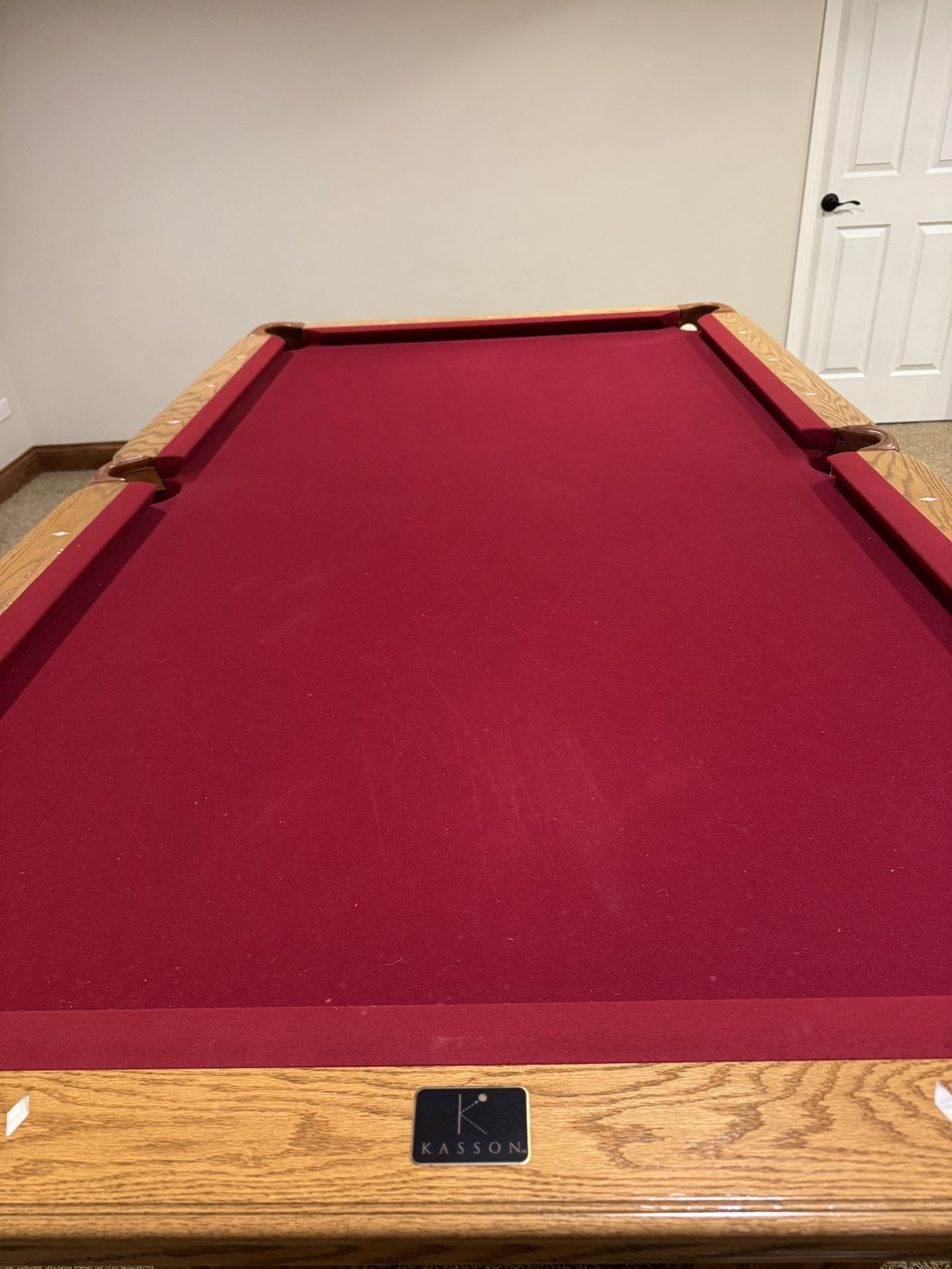 8 Ft Kasoon Pool Table .. Home & Garden
