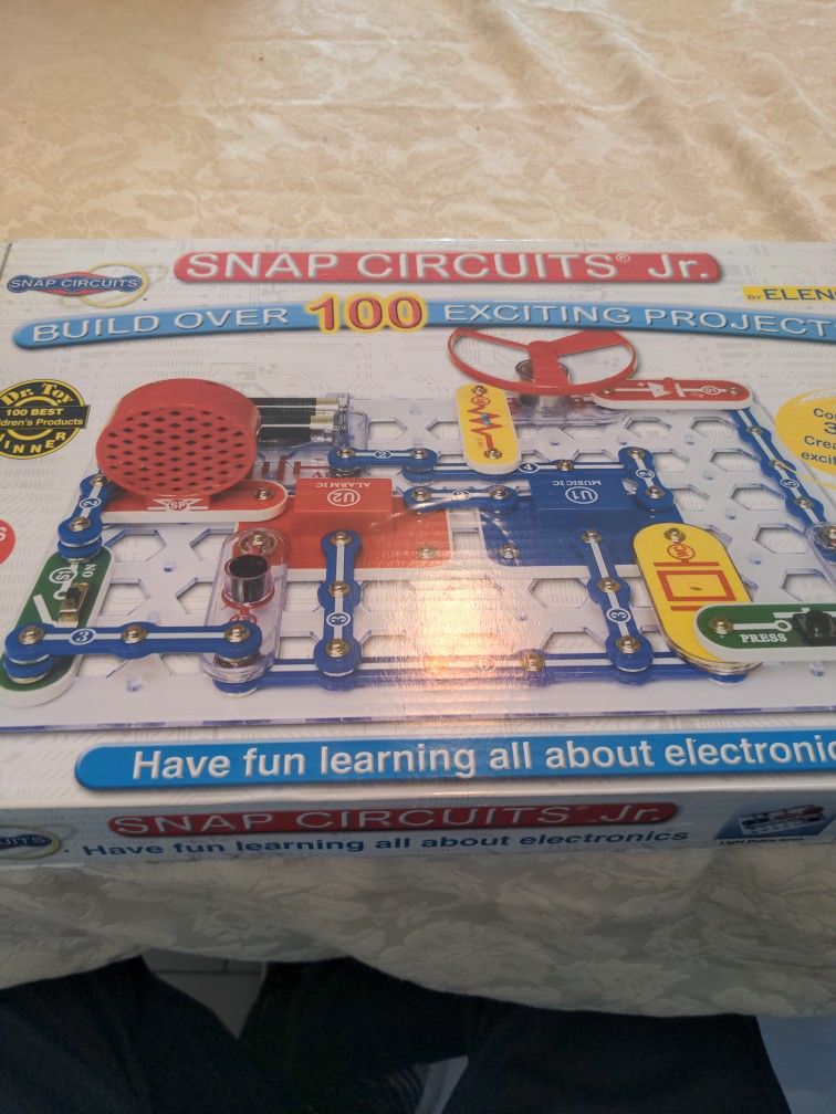 Snap Circuits Junior New In The Box.