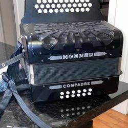 Hohner-Compadre