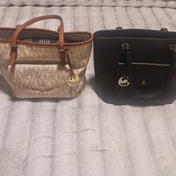 Michael Kors Purses In Good Conditions