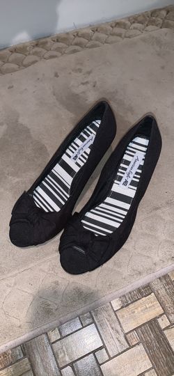 American eagle black wedges top