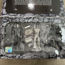 Brand New Limited Edition Universal Studios Monsters The Silver Screen Edition #786 of 5000