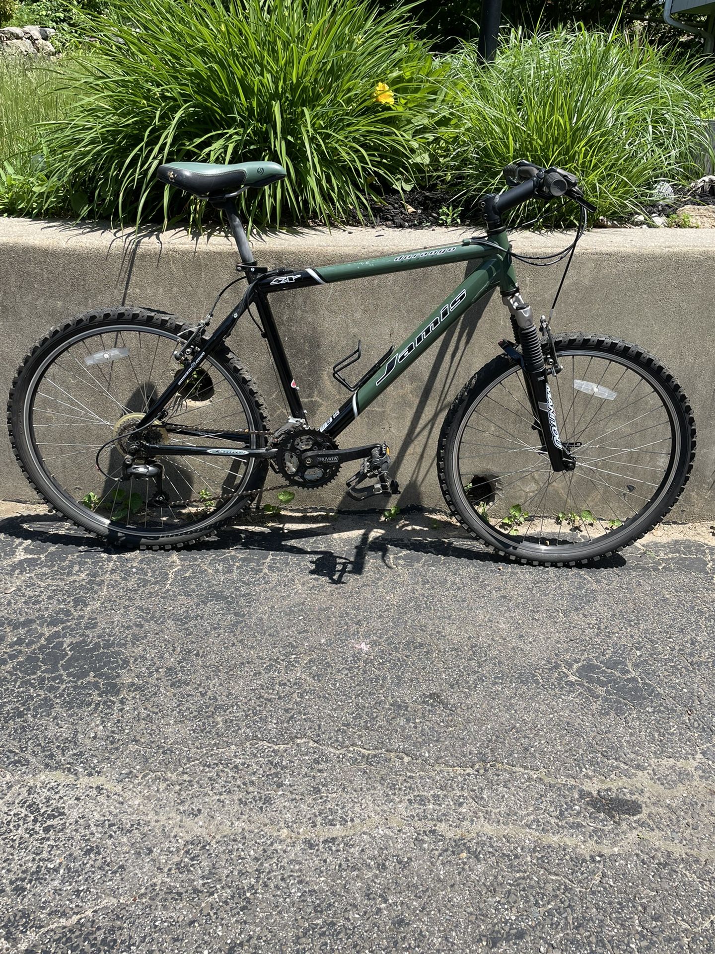Jamis durango sx mountain cheap bike