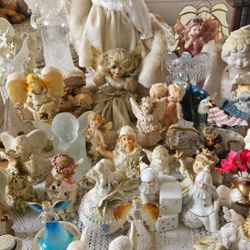 "Estate Treasures Sale"