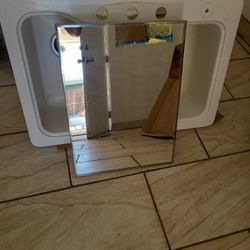 Medicine Cabinet 16x22